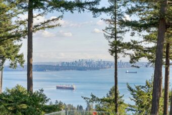 #7 – 5110 Alderfeild Place
